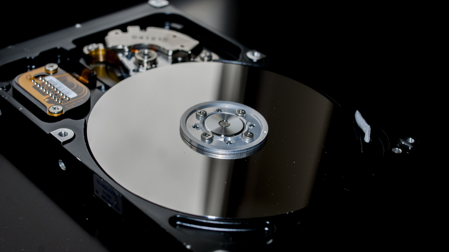 Perbedaan Cara Kerja HDD dan SSD